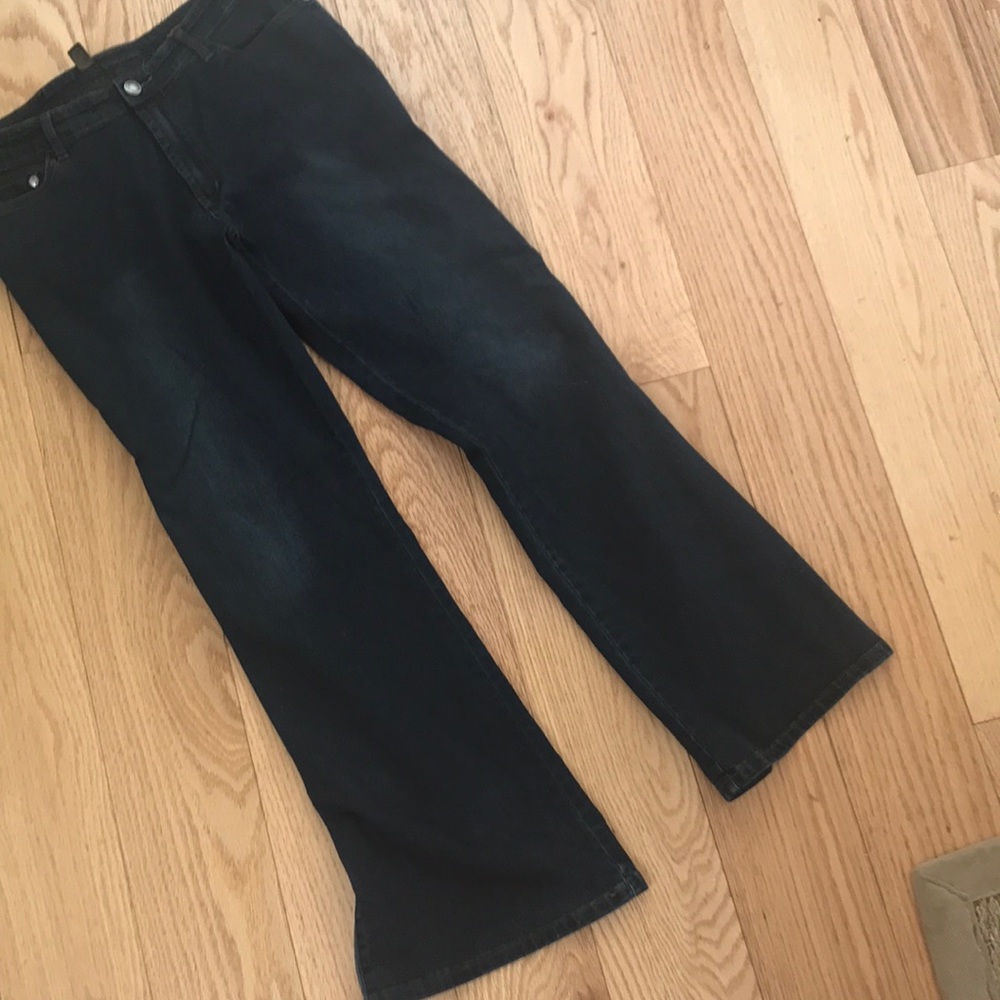 TMX 201 Basic jeans sz 32 euc